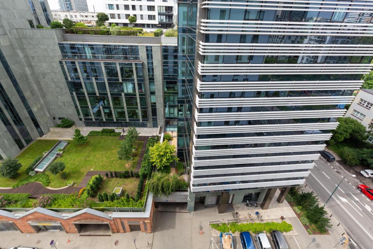 City Center Apartments Grzybowska With Parking By Noclegi Renters Varsóvia Exterior foto